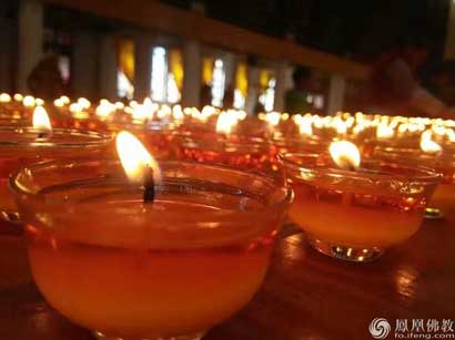 佛陀用神通降伏恶龙_迦叶及500弟子皈依佛陀