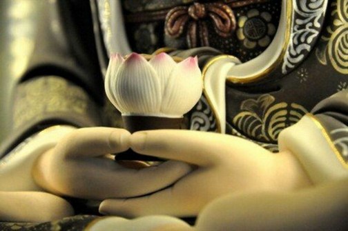 从佛法的角度看业力与命运