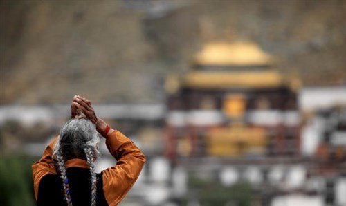 末法众生，多难少福众苦逼恼