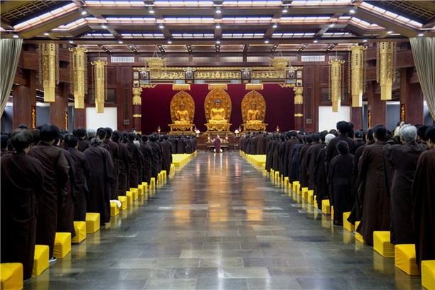 庐山东林寺昼夜经行︱三界如火宅 念佛归安养